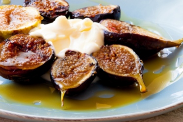 Grilled Figs with Creme Fraiche and Chestnut Honey-16