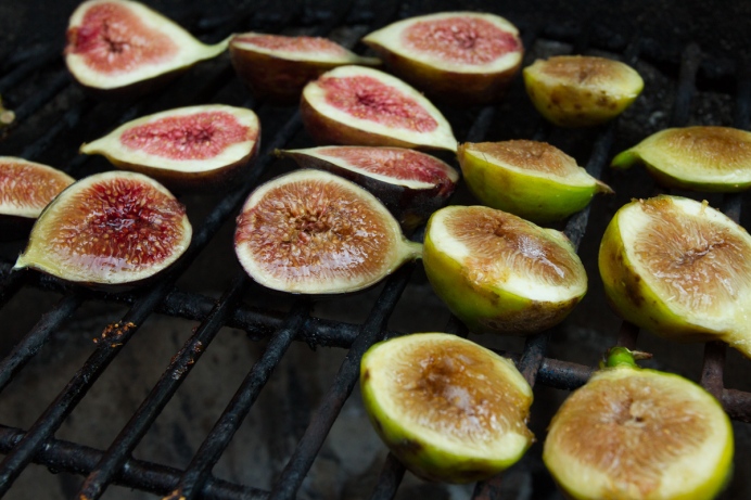 Grilled Figs with Creme Fraiche and Chestnut Honey-7