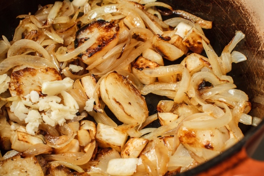 Jerusalem Artichoke and Celery Root Soup with Gorgonzola-12